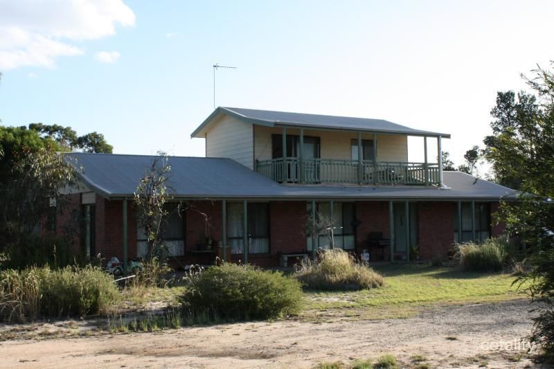 609 Lanes Ave, Quantong, VIC 3401