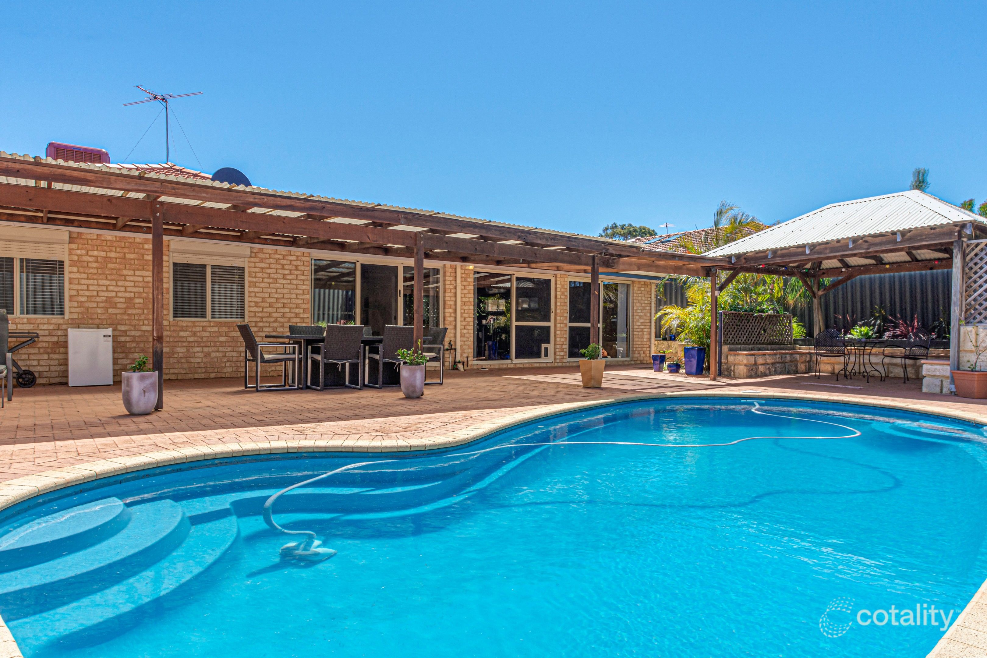 38 Callander Ave, Kinross, WA 6028