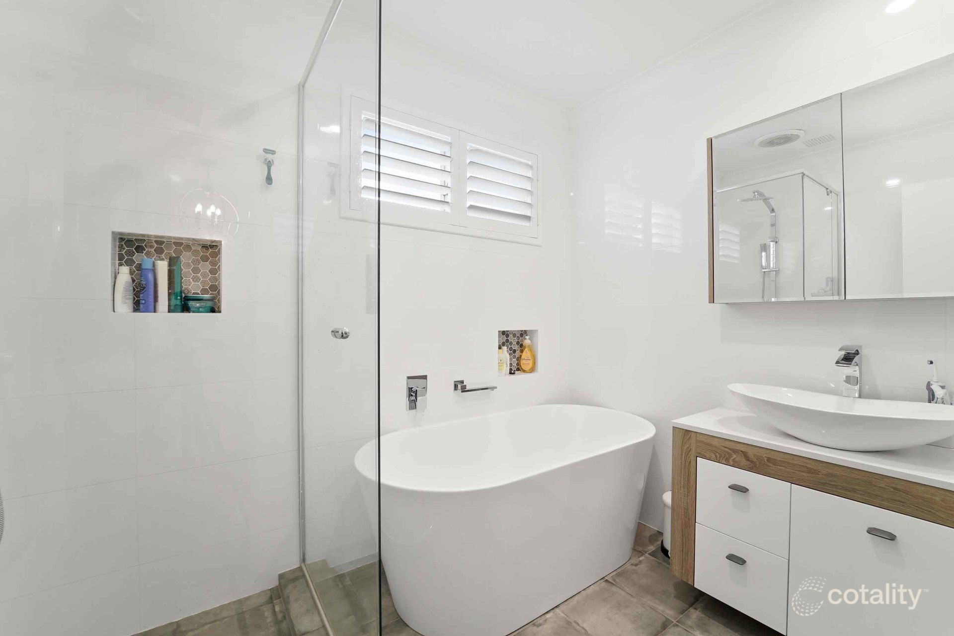 2/124 Robert St, Como, WA 6152