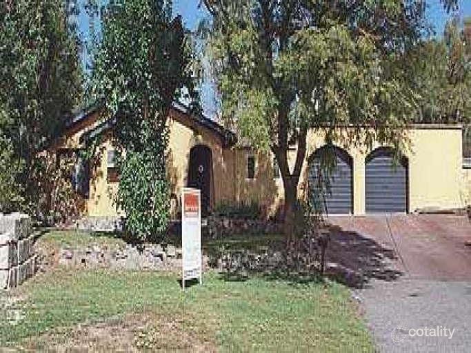 11 Penjan Pl, Kelmscott, WA 6111