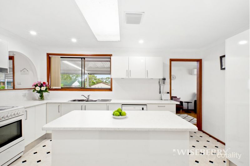 9 Sylvia Ave, Gorokan, NSW 2263