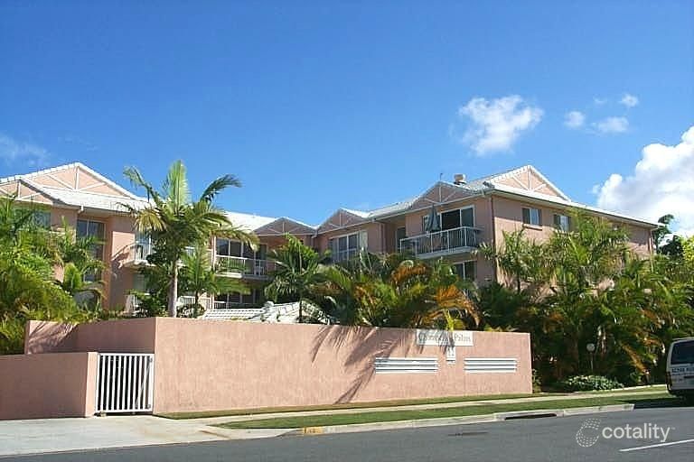 25/12 Whiting St, Labrador, QLD 4215