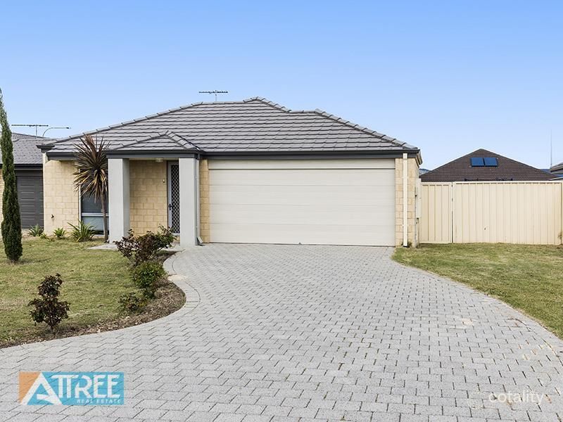 4 Stornaway Ct, Seville Grove, WA 6112