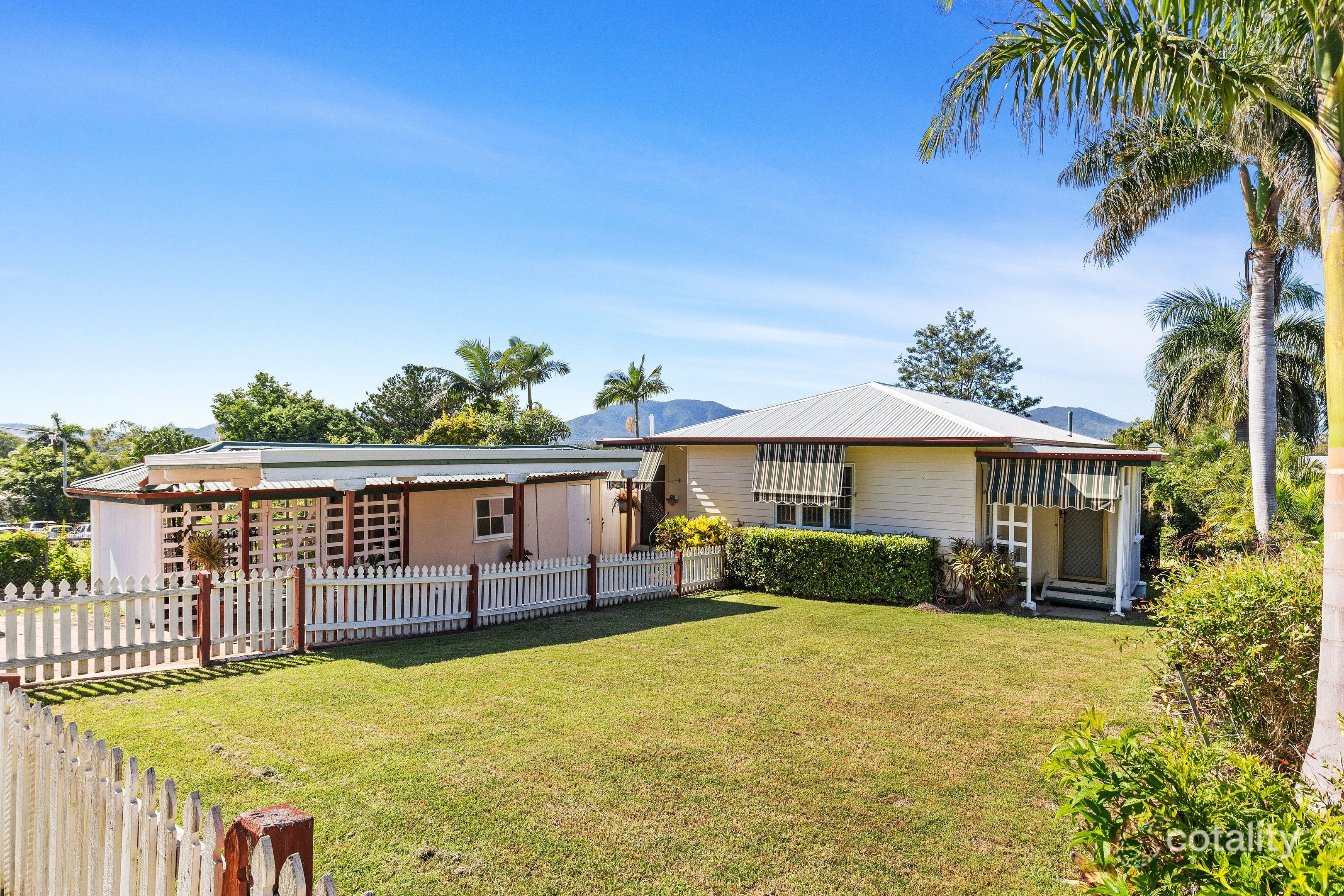 9 Bapaume St, Wandal, QLD 4700