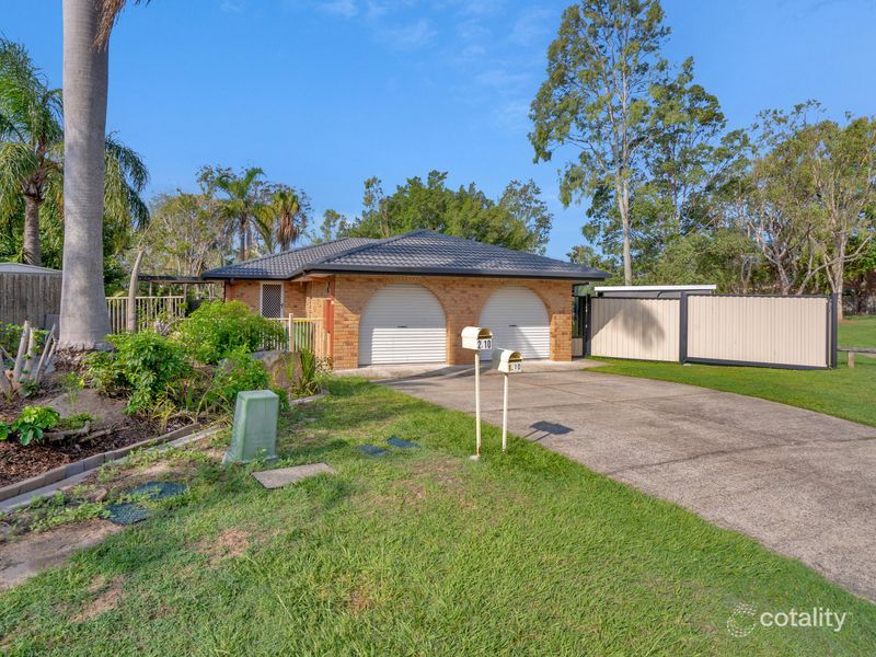 2/10 Melanie Pl, Labrador, QLD 4215