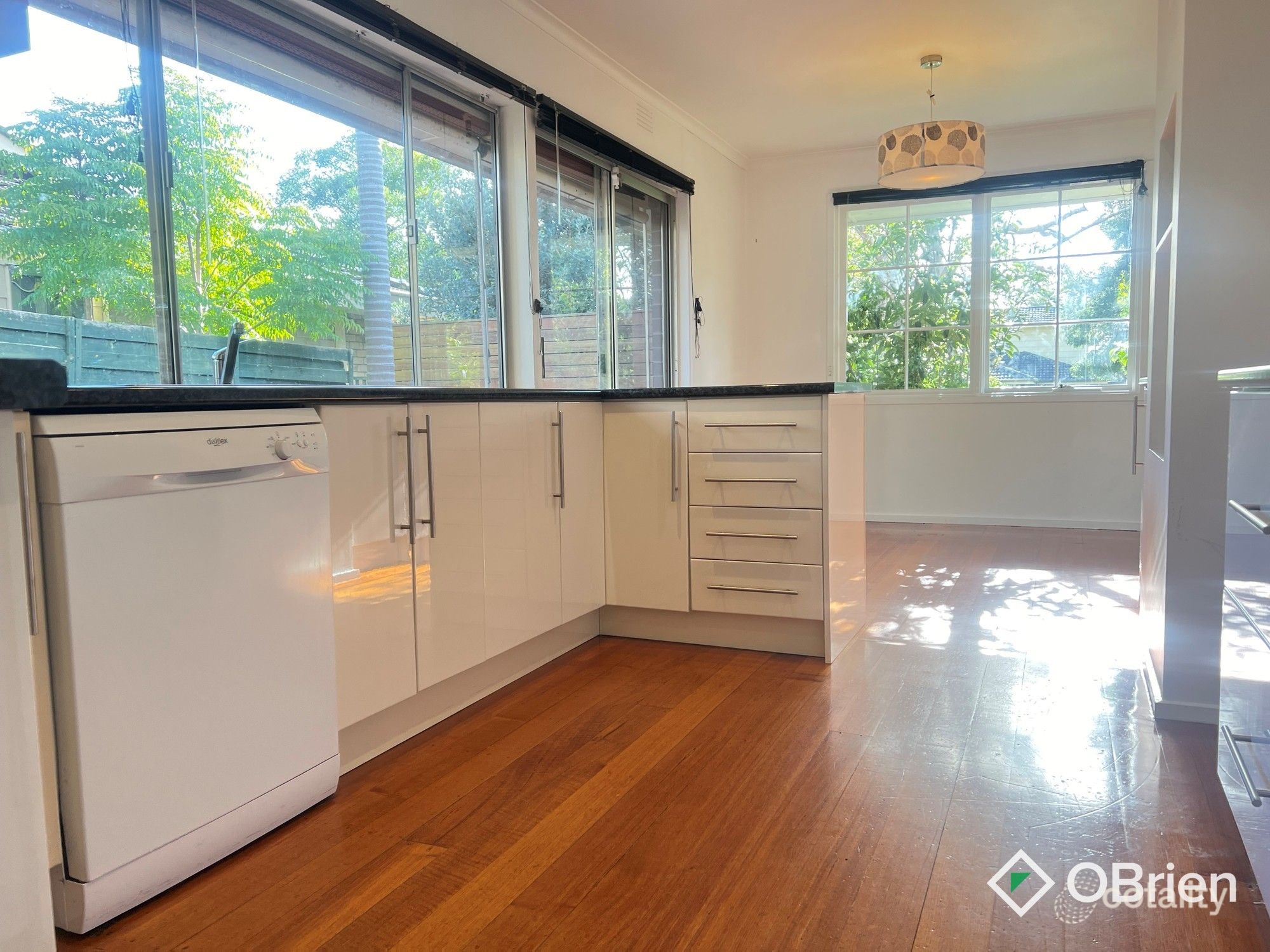 39 Blaxland Ave, Frankston South, VIC 3199