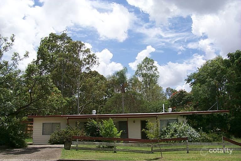 31 Lyndale St, Shailer Park, QLD 4128