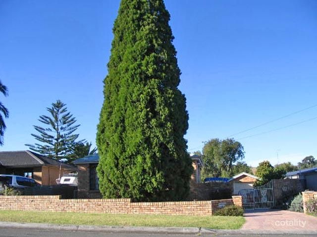 59 Fisher St, Oak Flats, NSW 2529