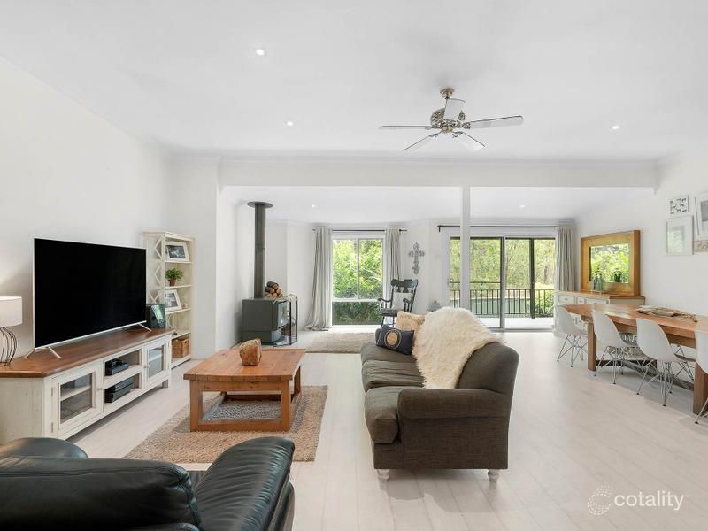 17 Badjewoi St, Wyee, NSW 2259