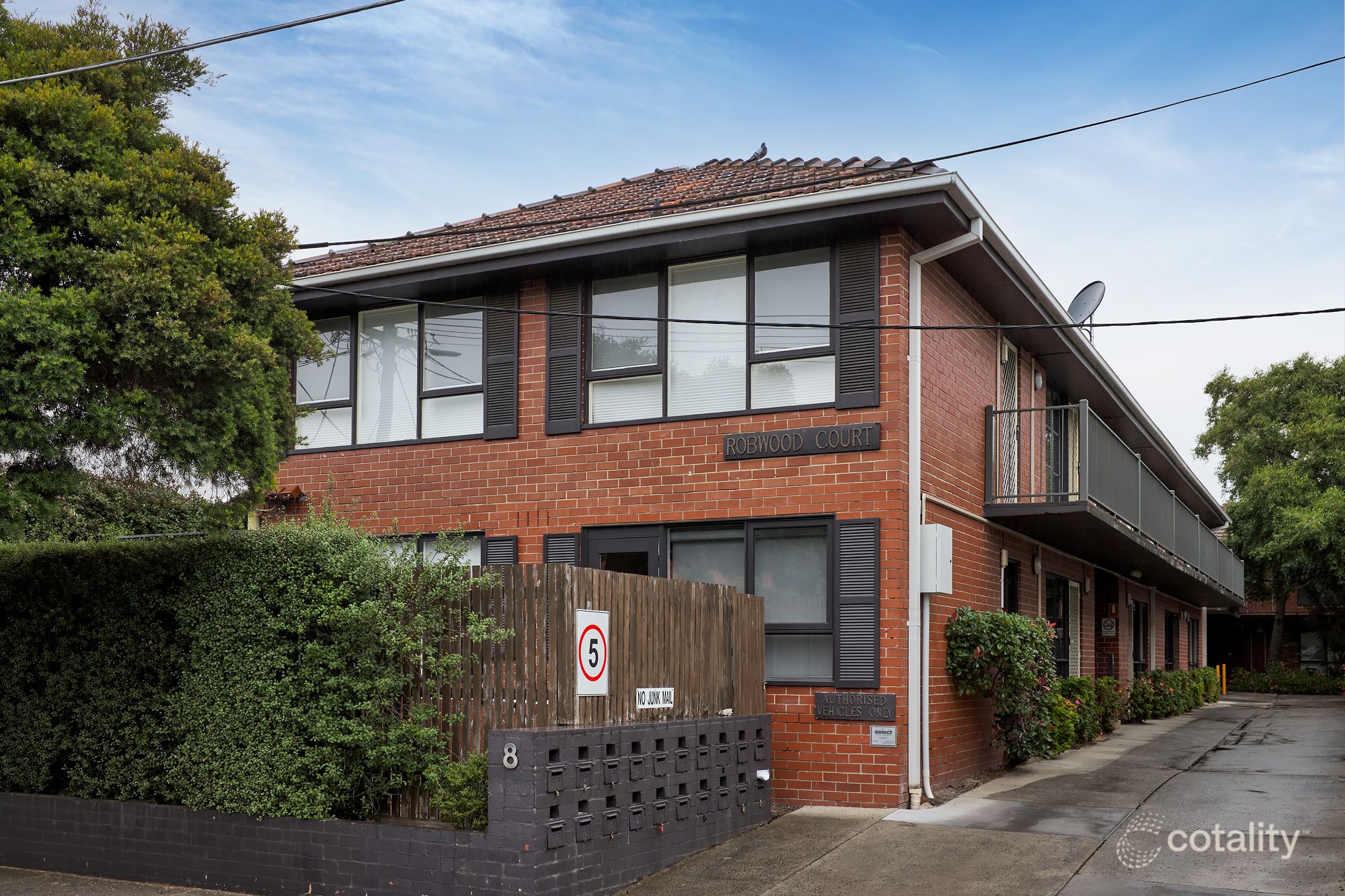 4/8 Robert St, Elwood, VIC 3184