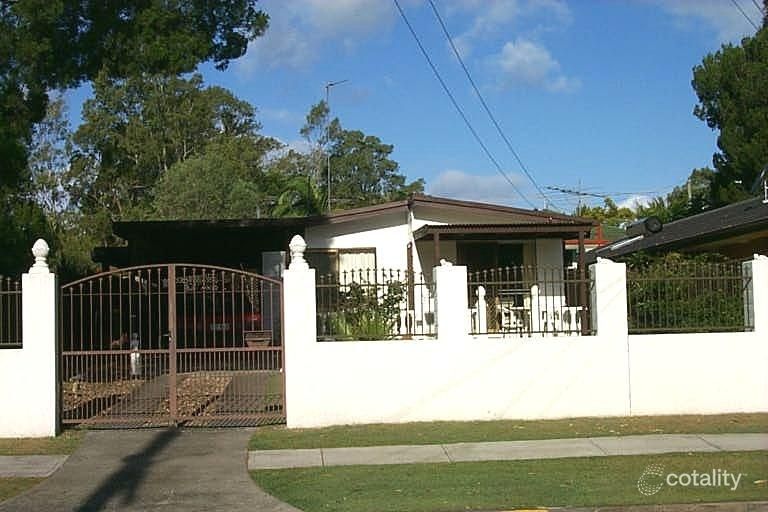 17 Bundarra St, Coombabah, QLD 4216