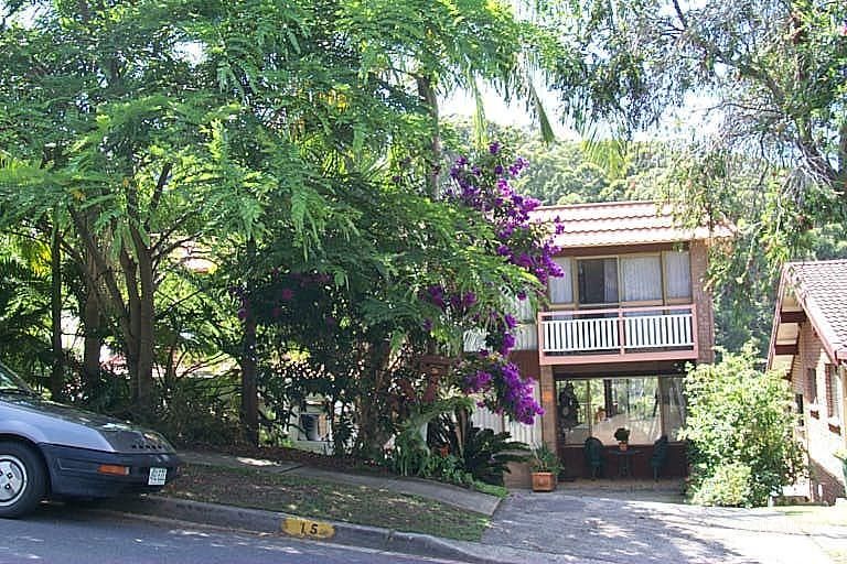 15 Crest Dr, Currumbin, QLD 4223