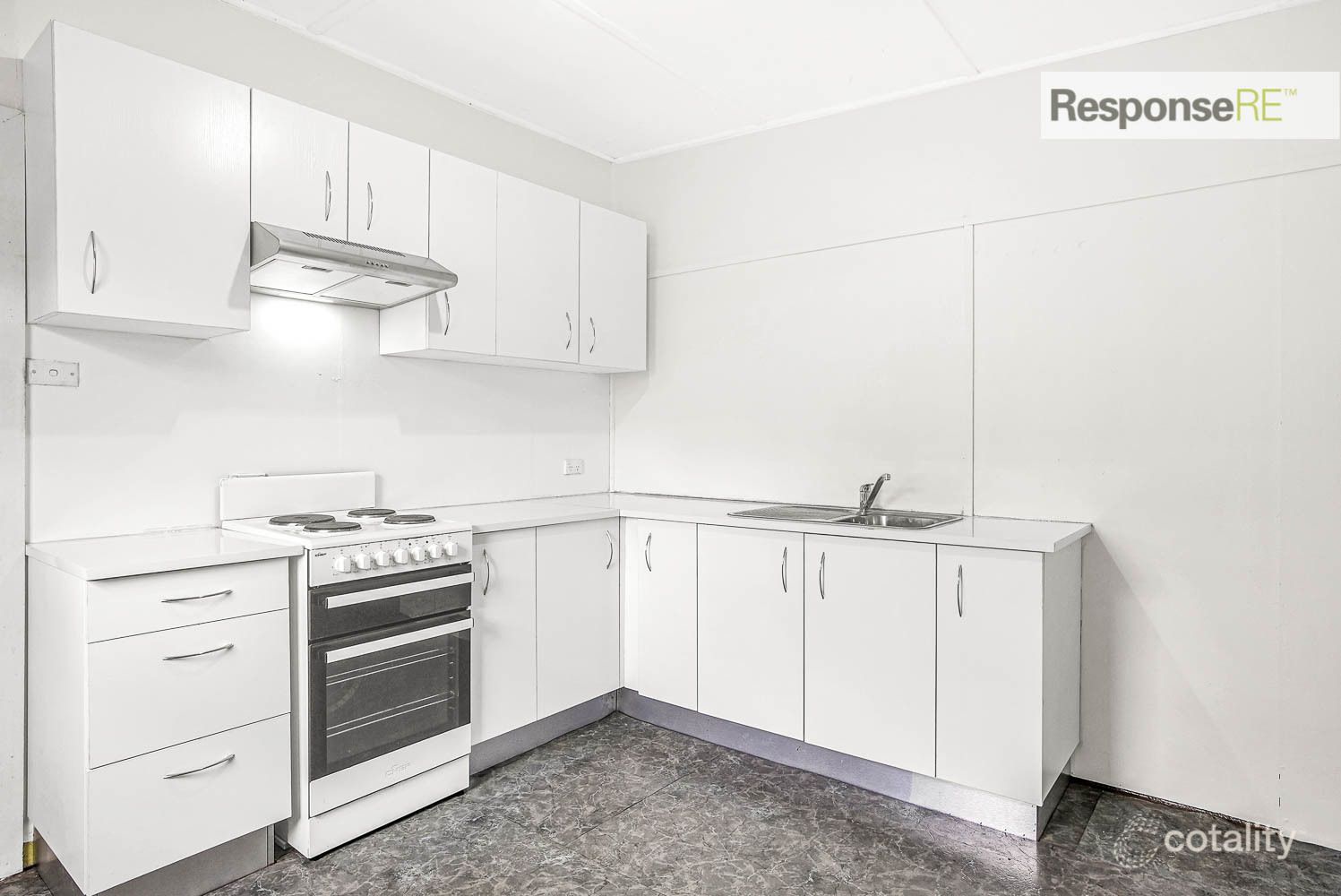 44 Elizabeth Cres, Kingswood, NSW 2747