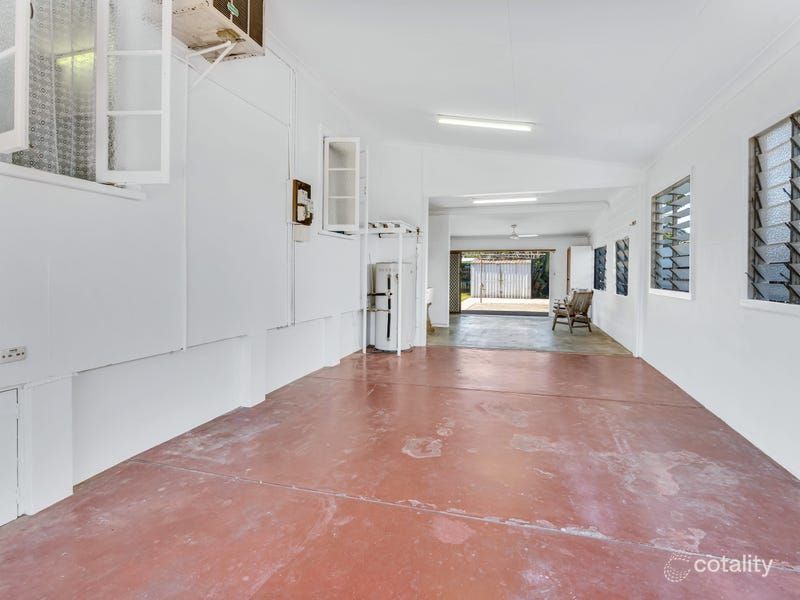 74 Reservoir Rd, Manoora, QLD 4870