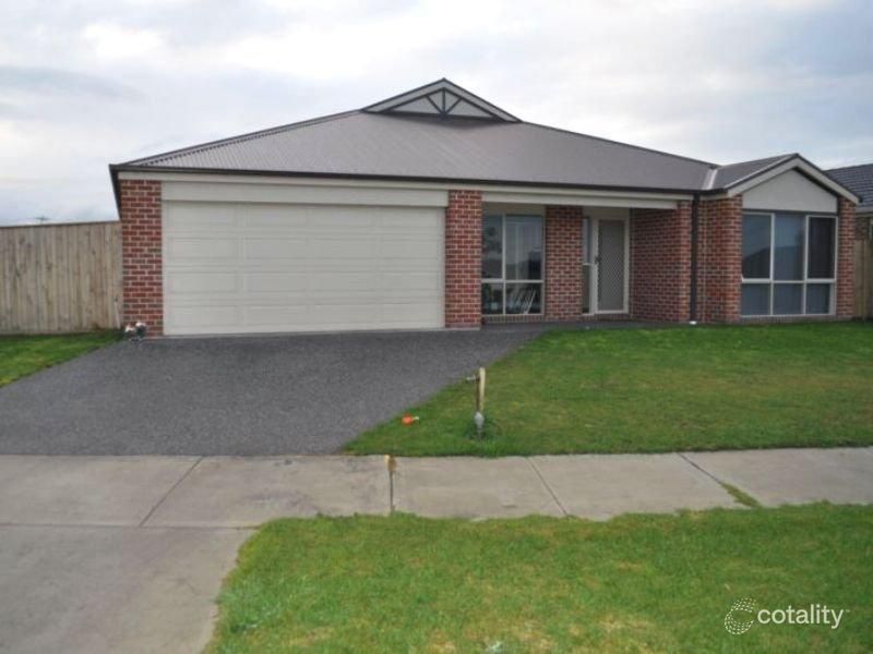 2 Bailey Bvd, Koo Wee Rup, VIC 3981
