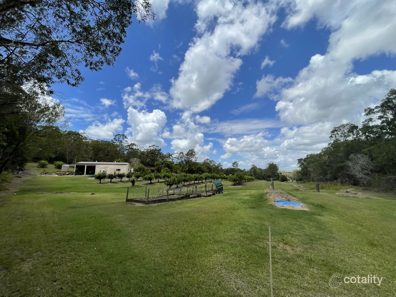 1 Hatchman Ct, Elimbah, QLD 4516