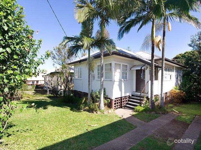 10 Warril St, Wavell Heights, QLD 4012