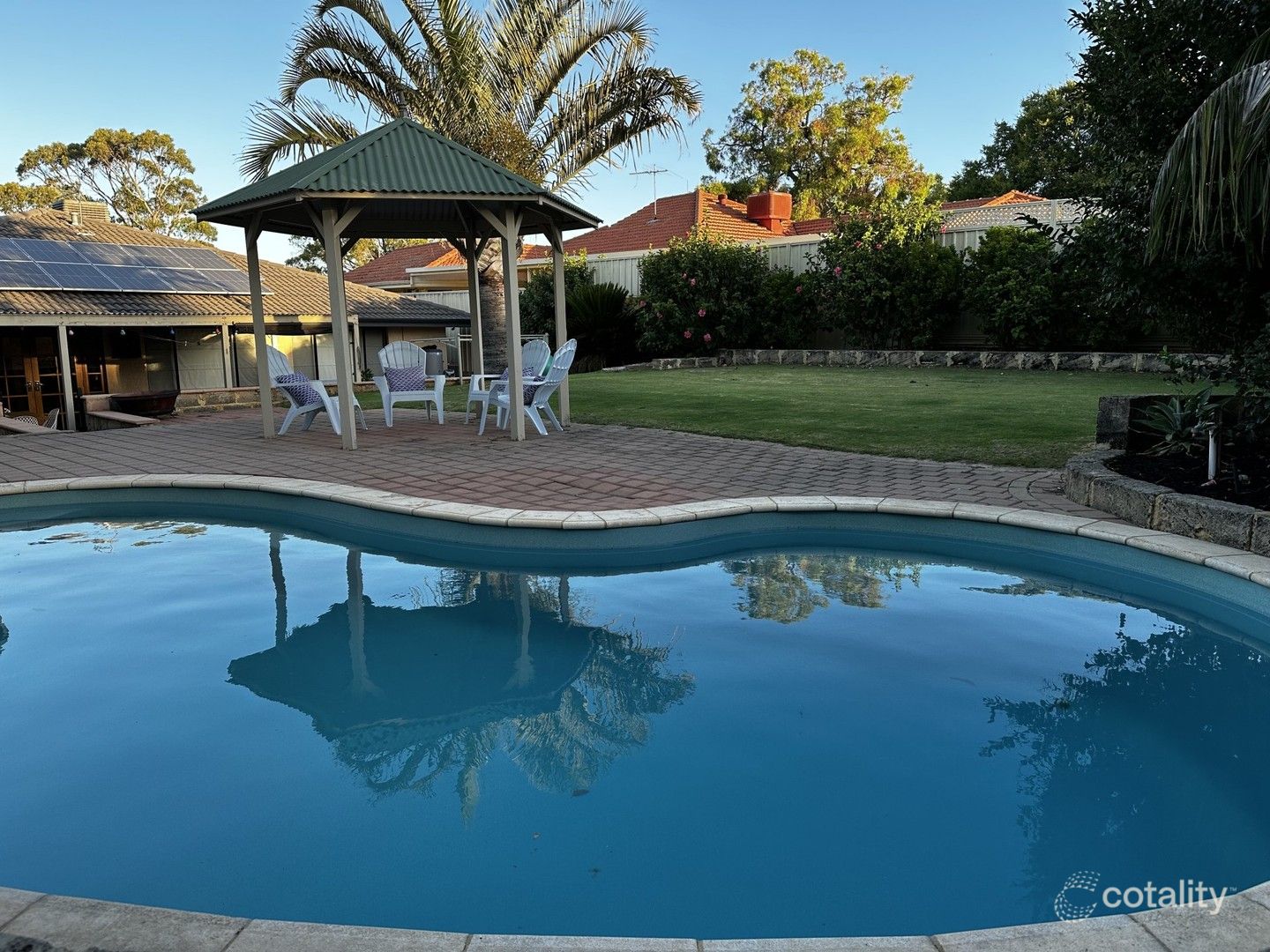 18 Treaty Oak Cove, Bibra Lake, WA 6163