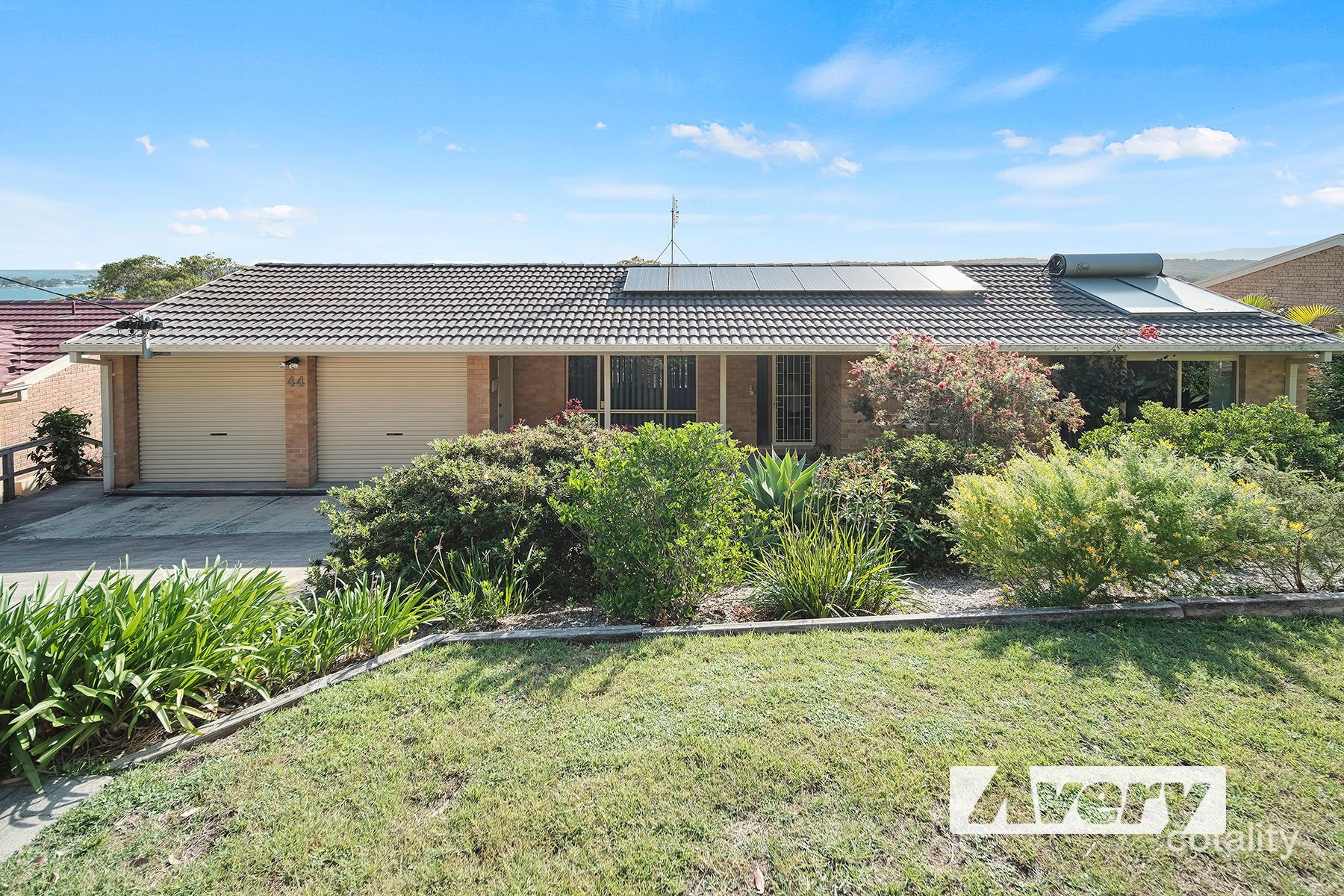 44 Sunlight Pde, Fishing Point, NSW 2283