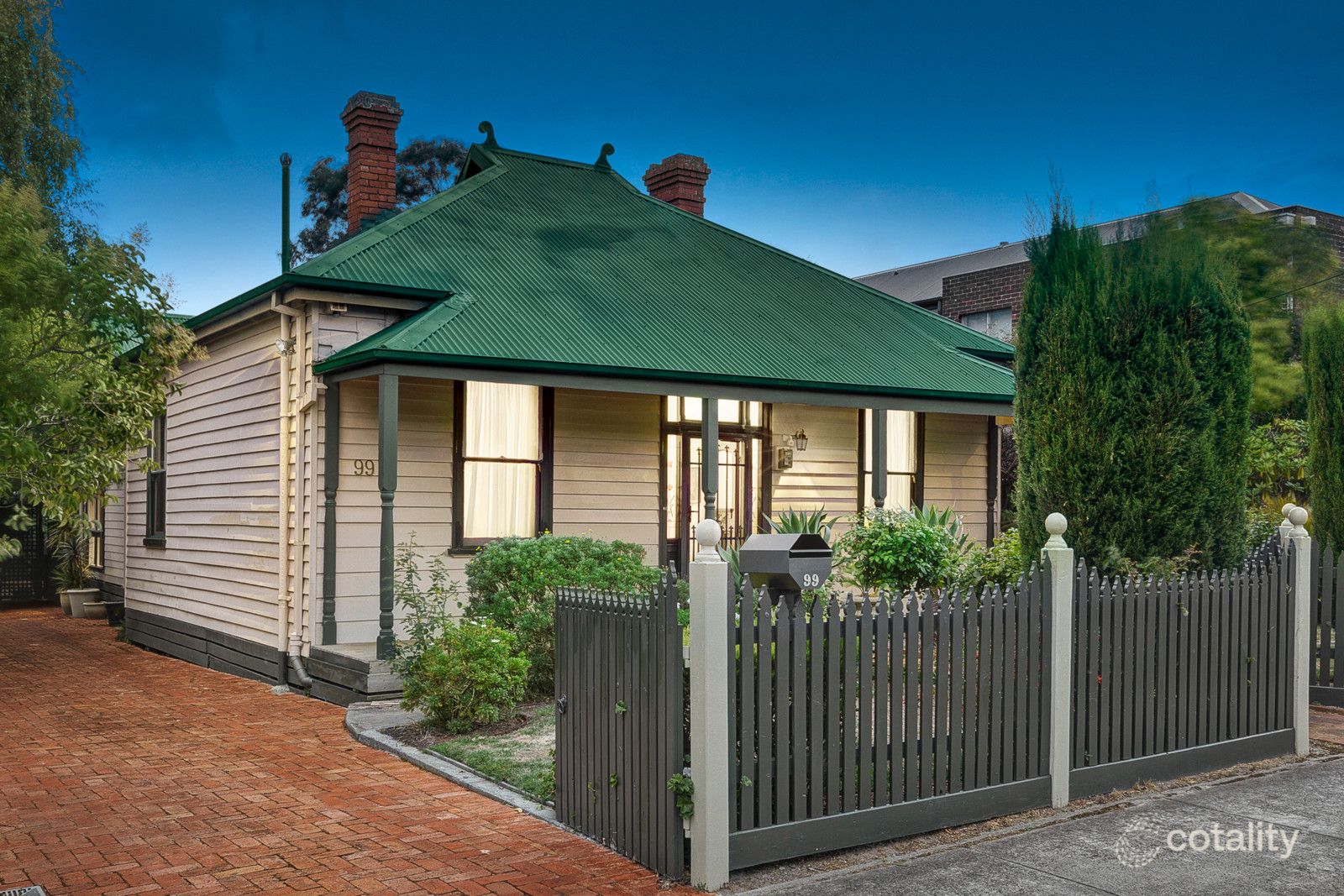 99 Eglinton St, Kew, VIC 3101