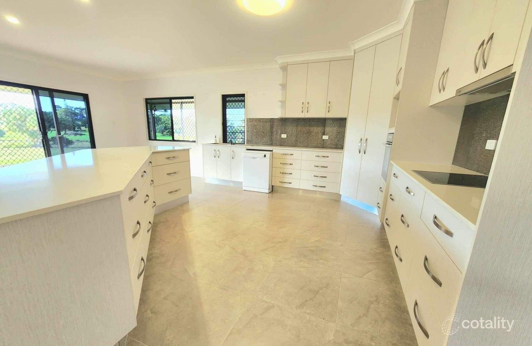 69 Leilani Tce, Alligator Creek, QLD 4740