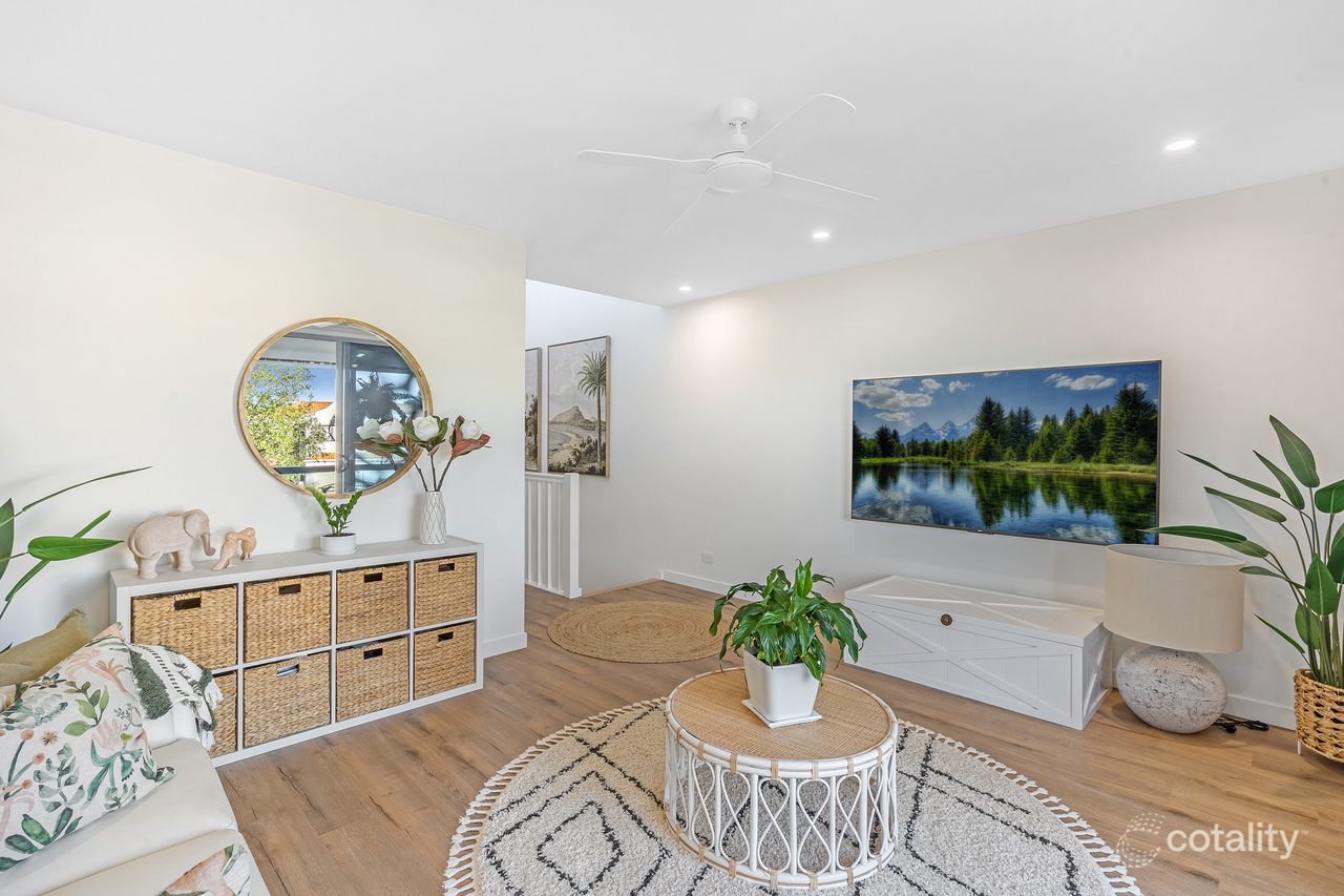 1/7 Esther Pl, Surfers Paradise, QLD 4217