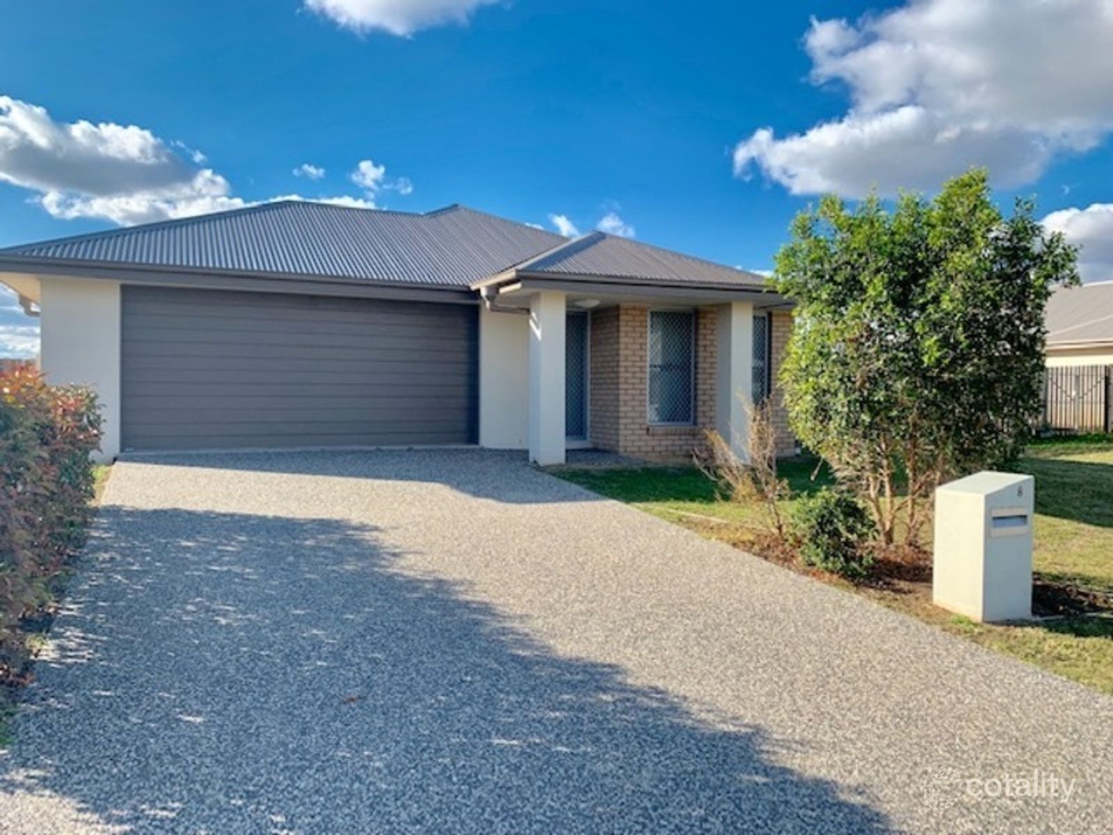 8 Freeman Cl, Chinchilla, QLD 4413