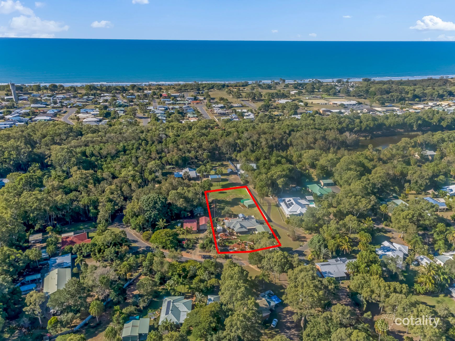 5 Woodlands Lane, Moore Park Beach, QLD 4670