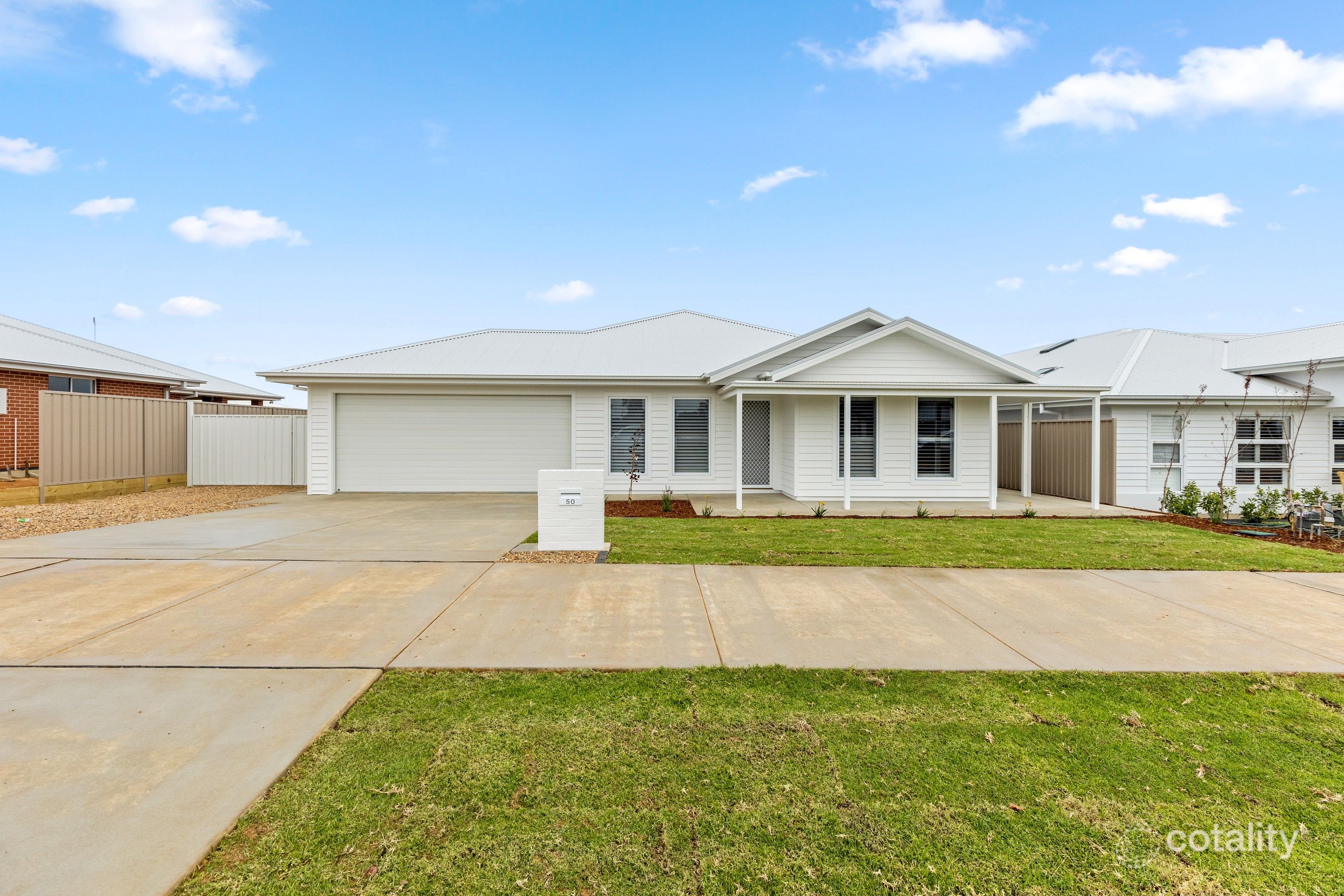 50 Valencia Dr, Gobbagombalin, NSW 2650