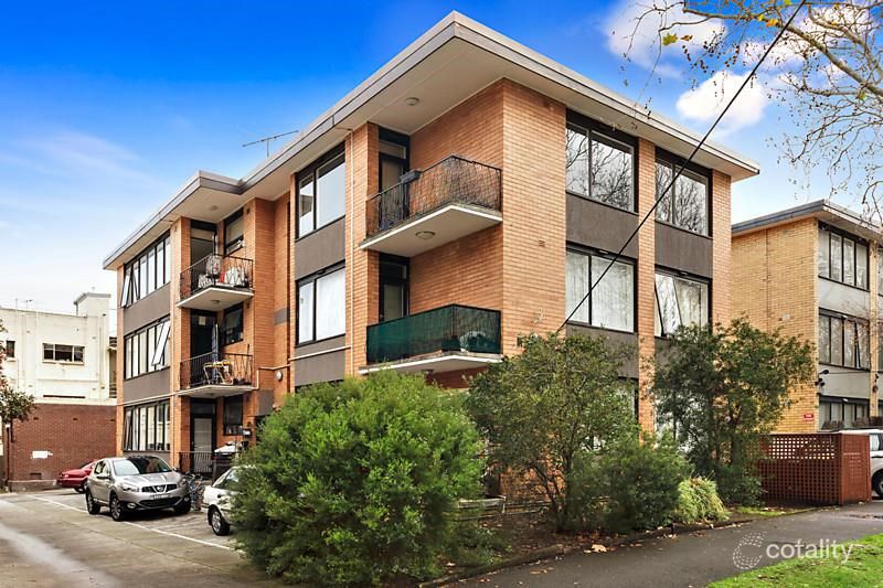 8/3 Ravens Gr, St Kilda East, VIC 3183