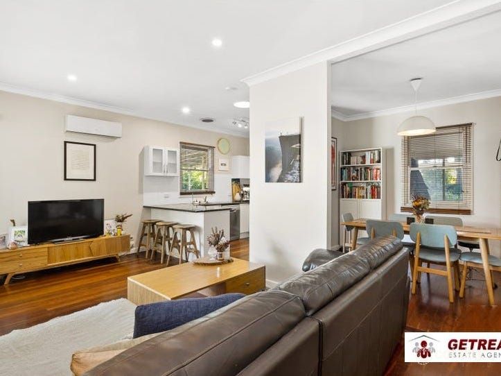 21 Crellin Way, Cloverdale, WA 6105