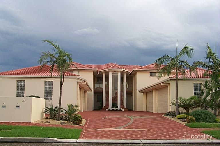 1/27 Commodore Cres, Port Macquarie, NSW 2444