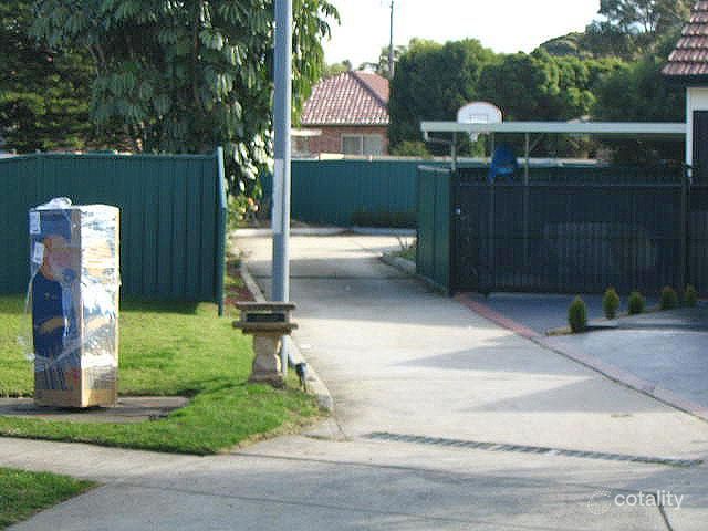 122a Roberts Rd, Greenacre, NSW 2190