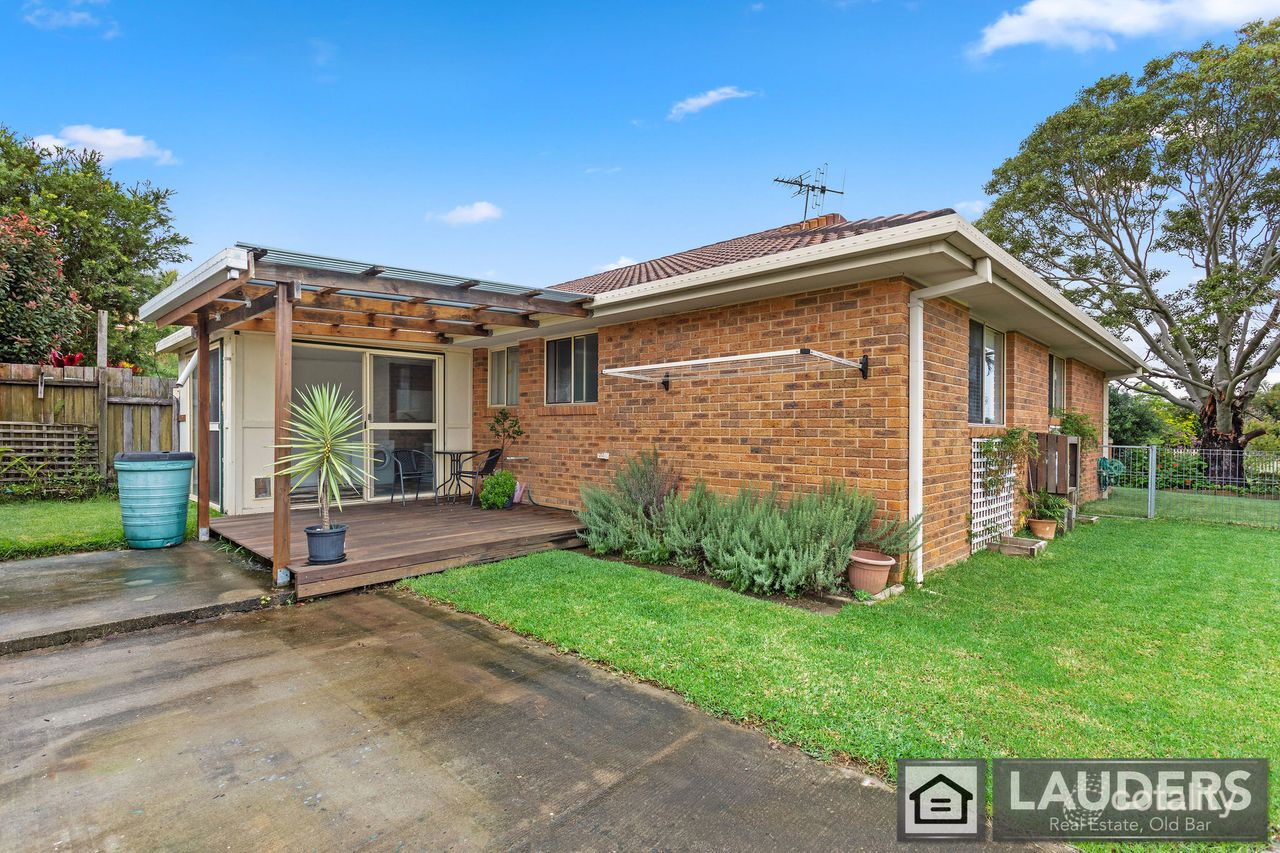 1/6 Osprey Ave, Old Bar, NSW 2430