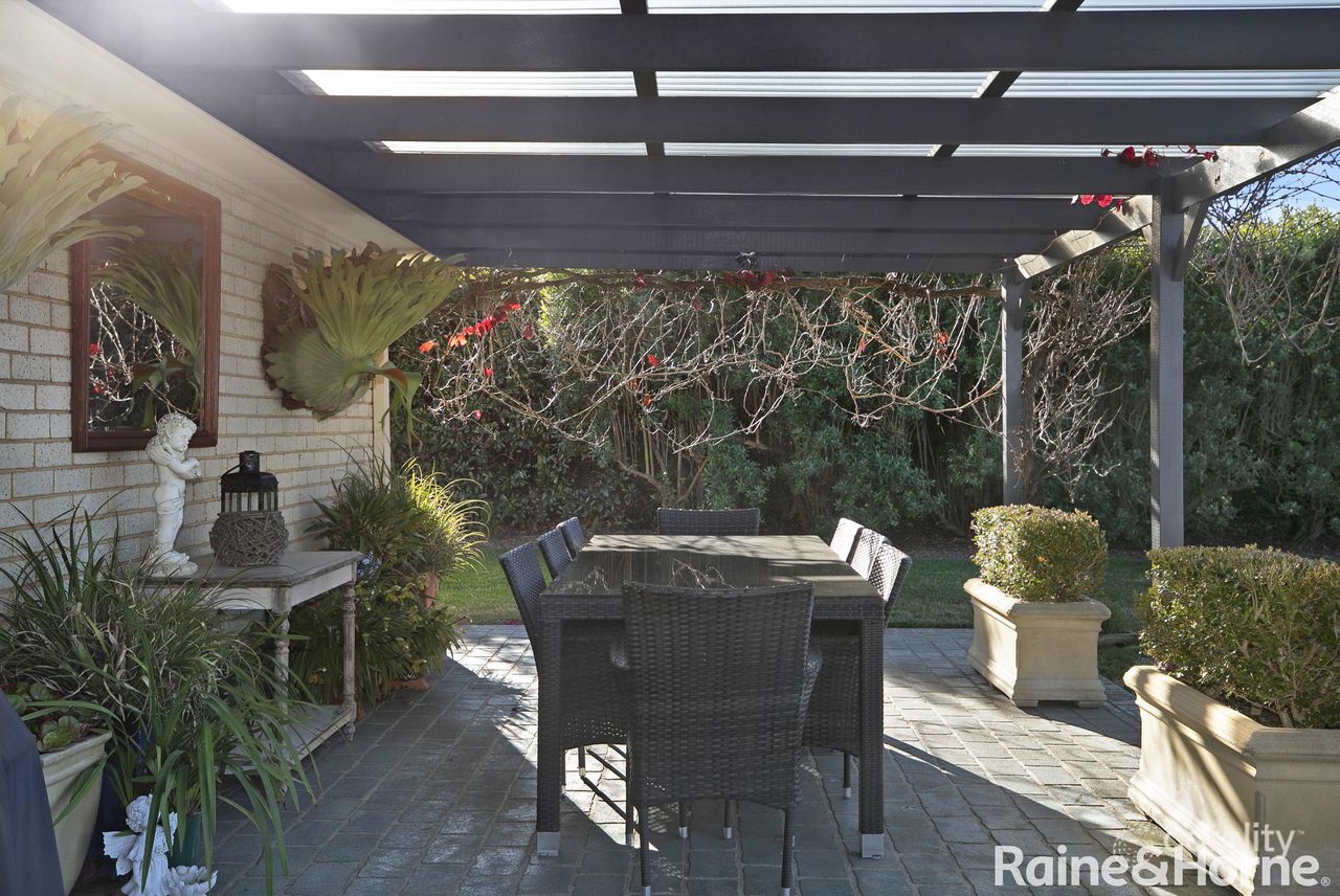 9 Victor Cres, Moss Vale, NSW 2577