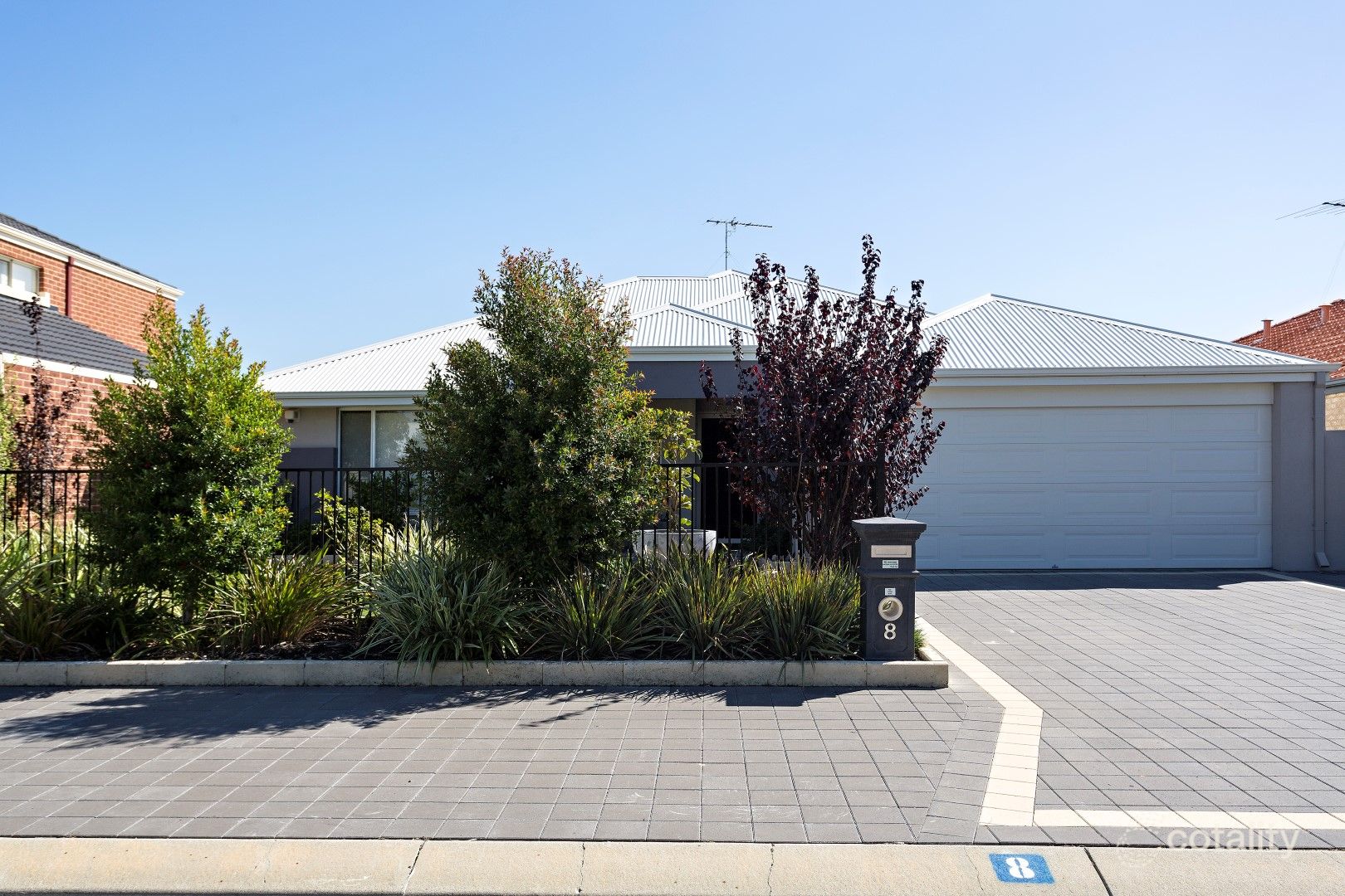8 Black Swan View, Dudley Park, WA 6210