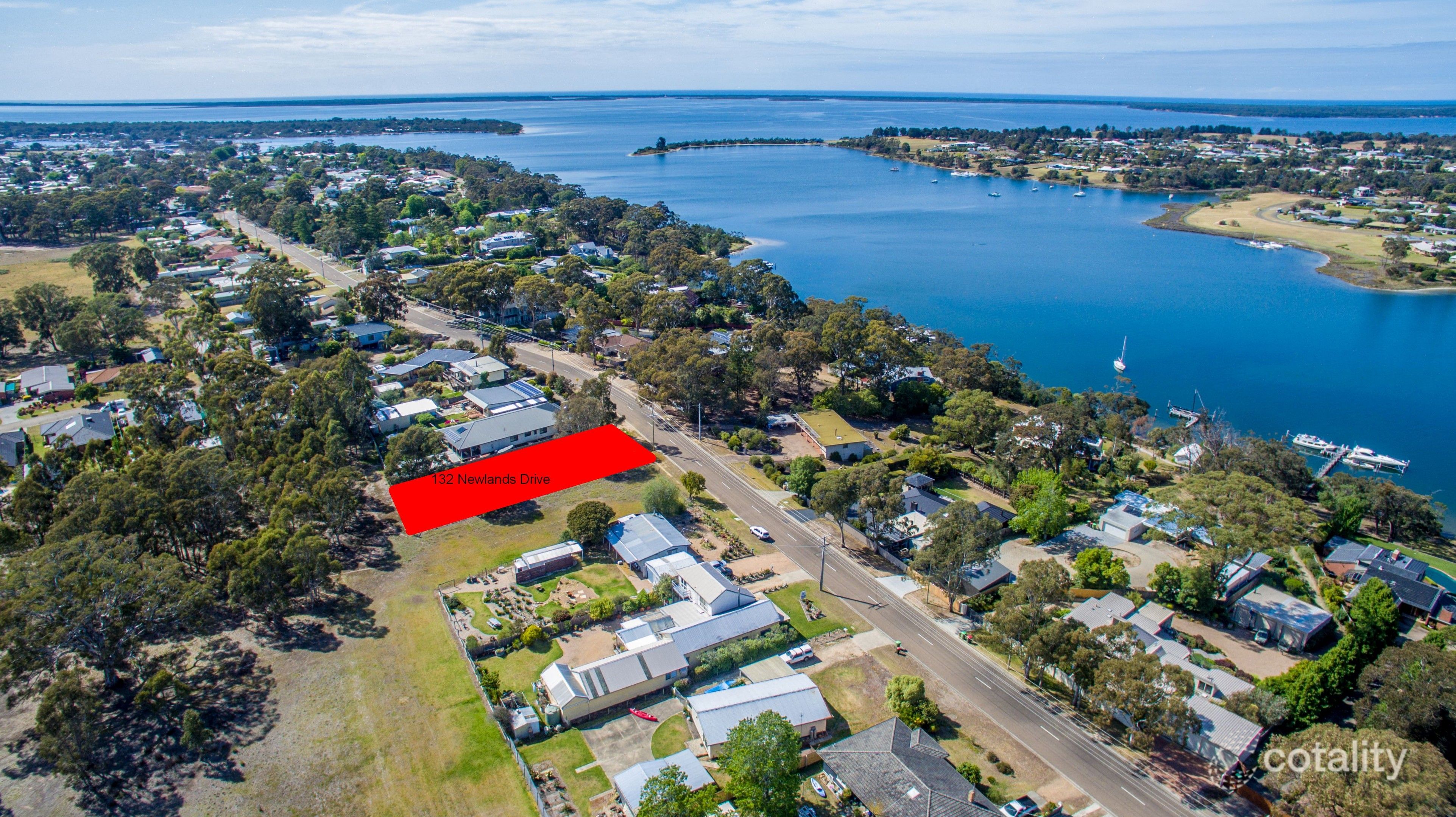 132 Newlands Dr, Paynesville, VIC 3880