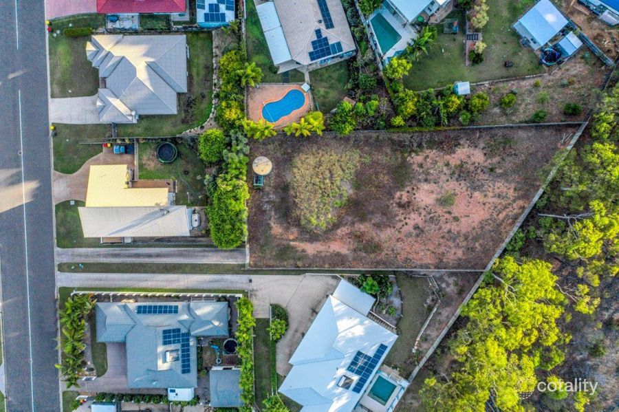 18 Lighthouse Dr, Boyne Island, QLD 4680