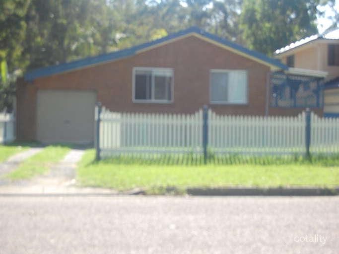 8 Marlborough Pl, Berkeley Vale, NSW 2261