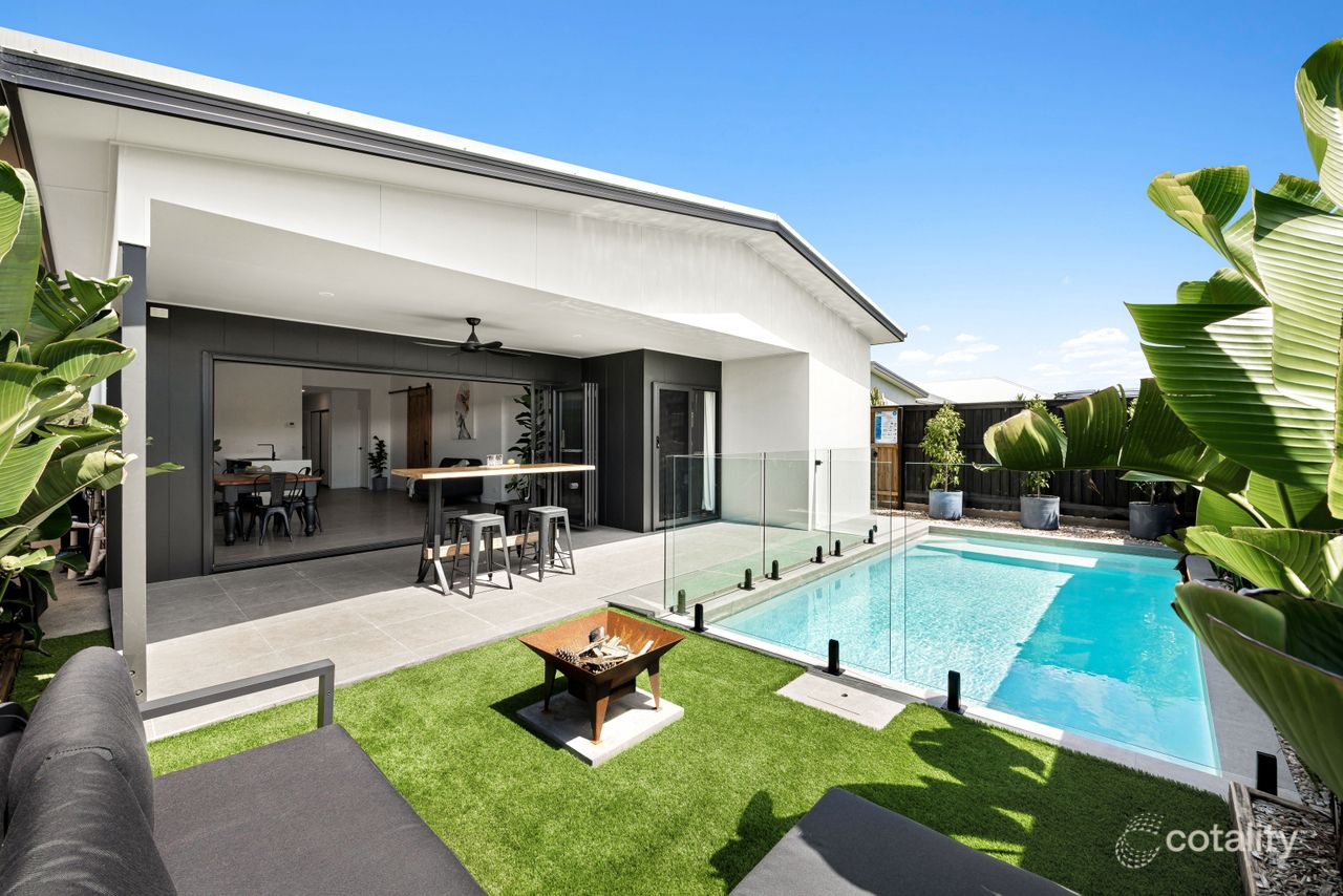 6 Forest Rd, Palmview, QLD 4553