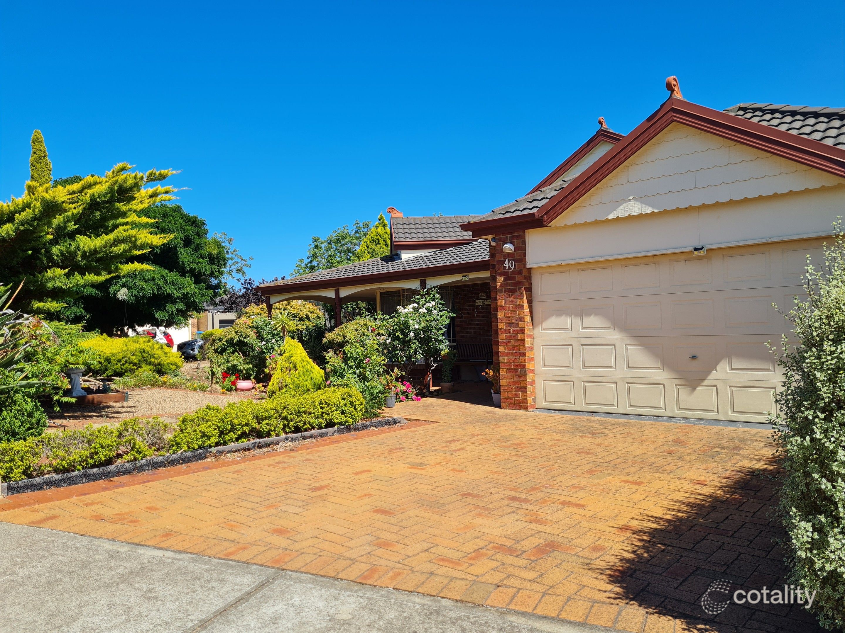 49 Thomas Carr Dr, Tarneit, VIC 3029