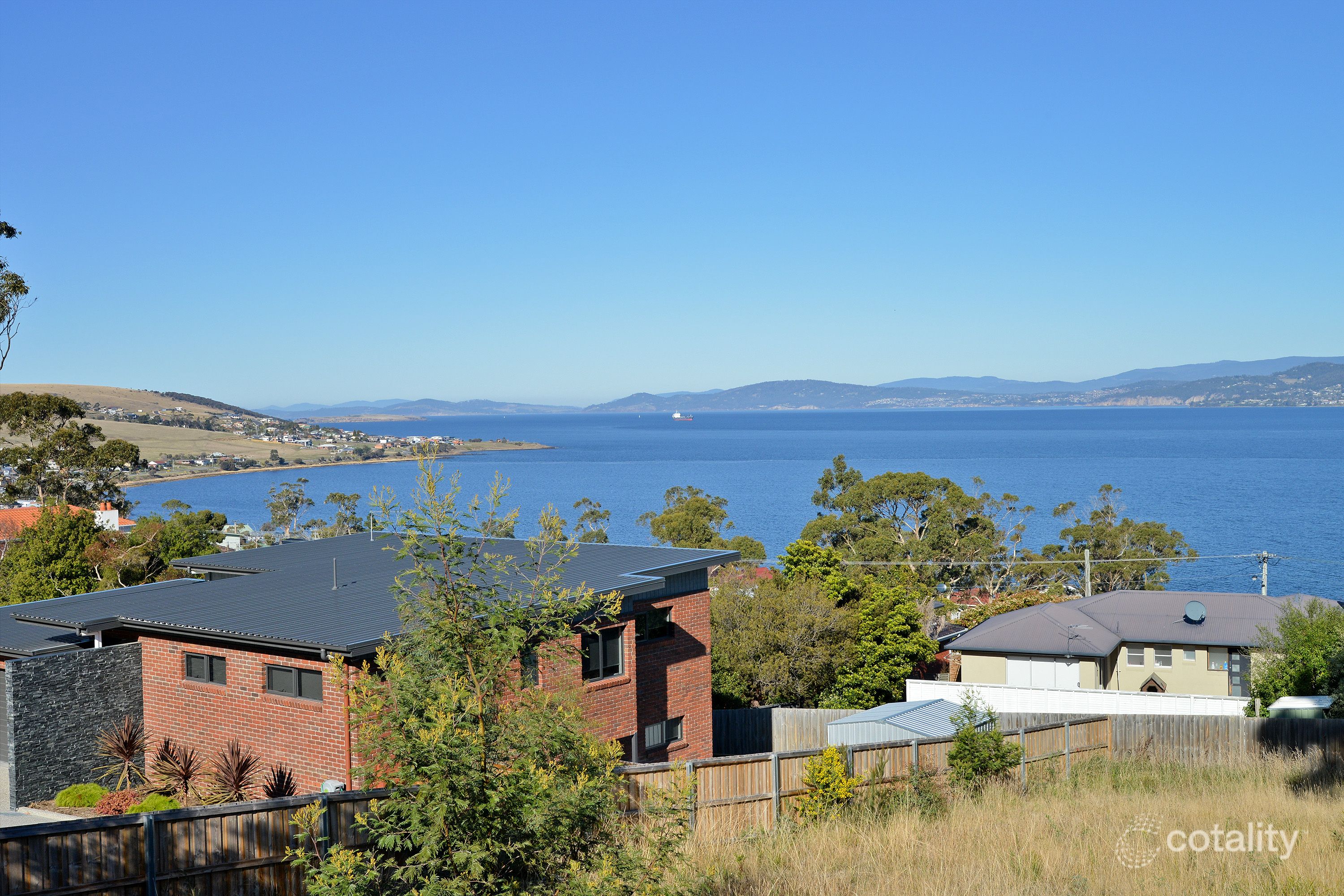 589 Oceana Dr, Howrah, TAS 7018