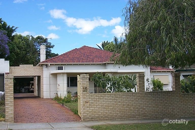 15 Thongsbridge St, Menora, WA 6050