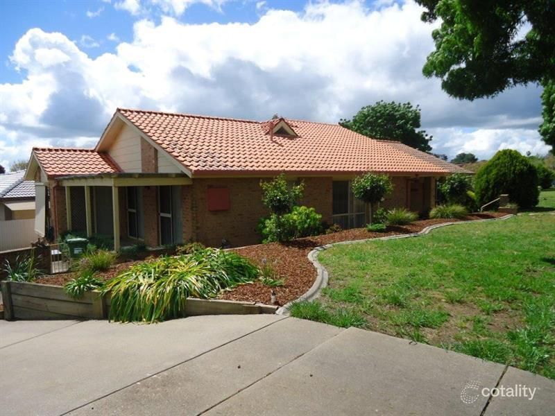 2a Berembee Rd, Bourkelands, NSW 2650