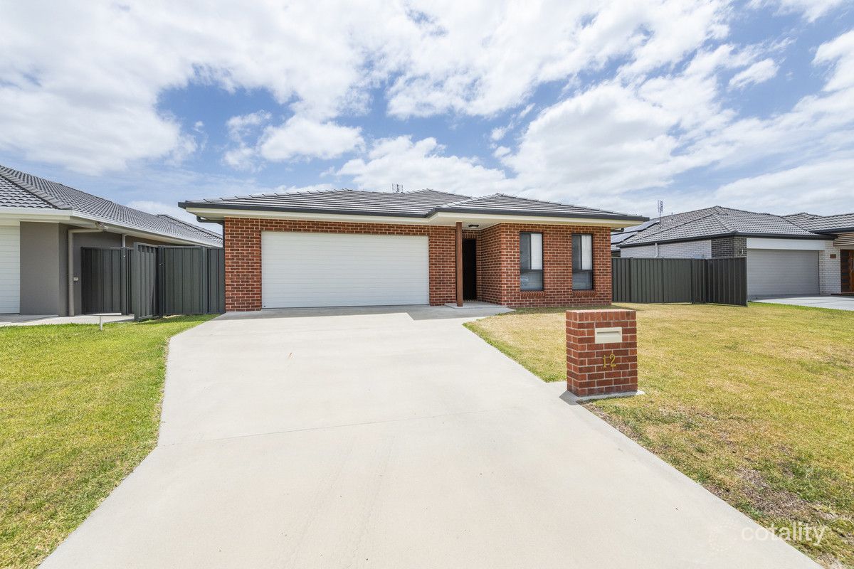 12 O'Malley Cl, Grafton, NSW 2460