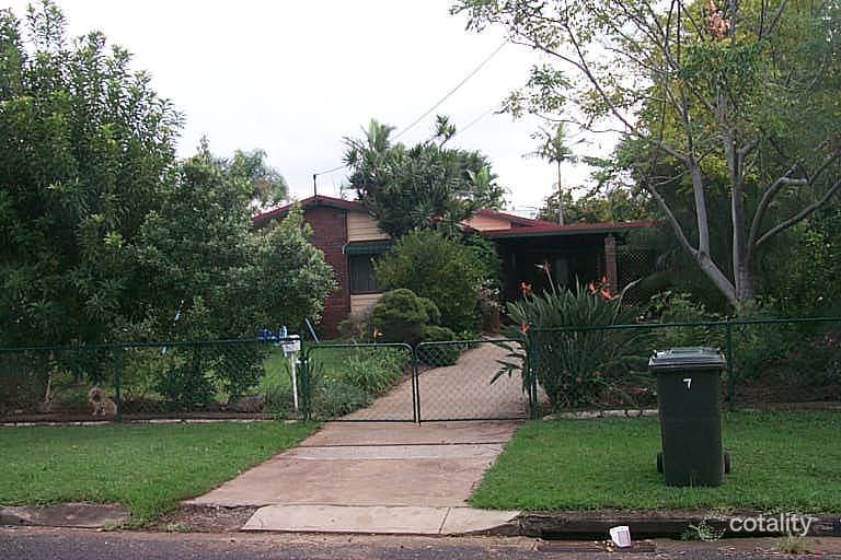7 Boronia St, Redland Bay, QLD 4165