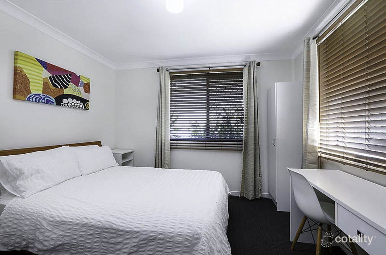 38 Numeralla Ave, Ashmore, QLD 4214