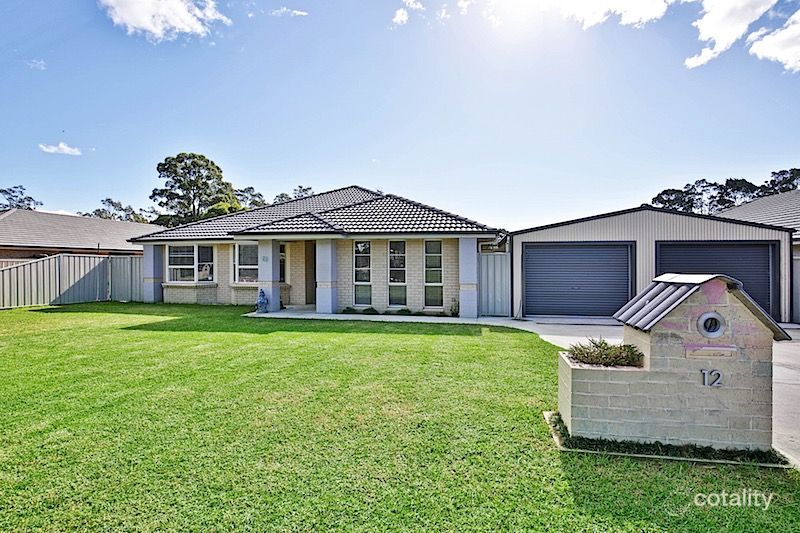 12 Coral Sea Dr, West Nowra, NSW 2541