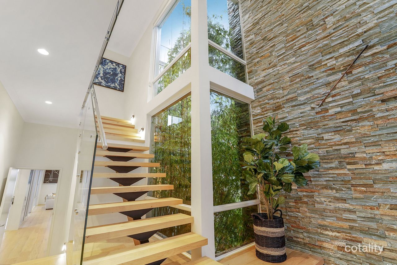 397a North Beach Rd, Karrinyup, WA 6018