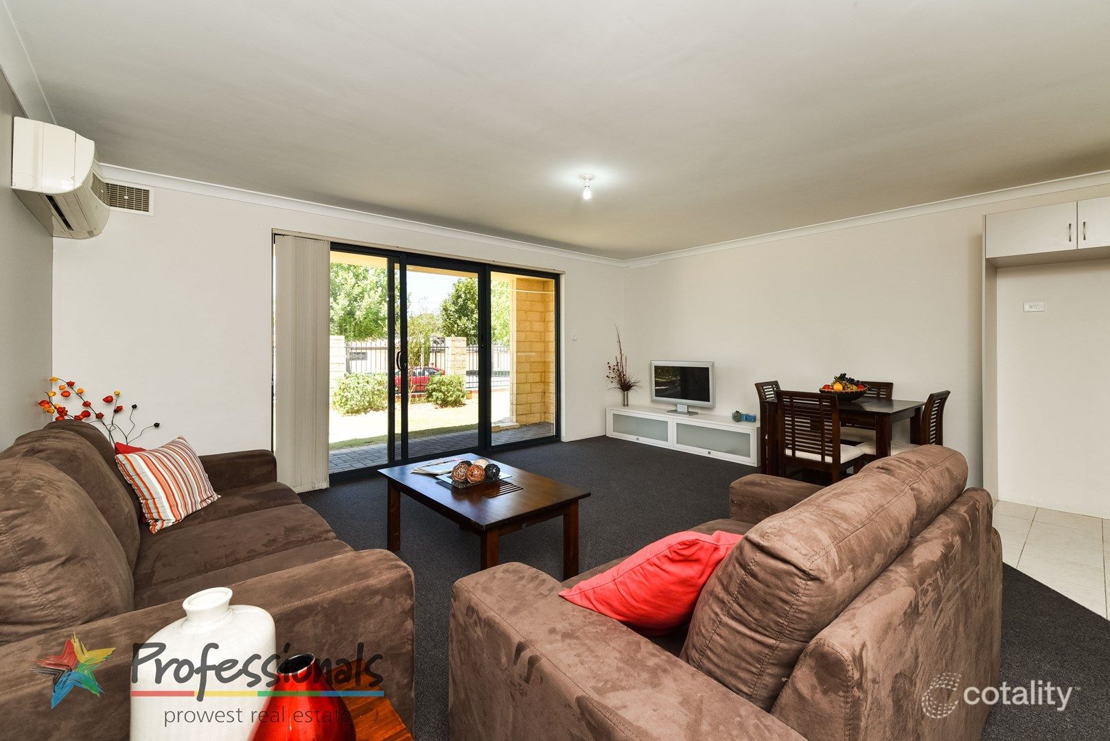 7/2 Towton Way, Langford, WA 6147